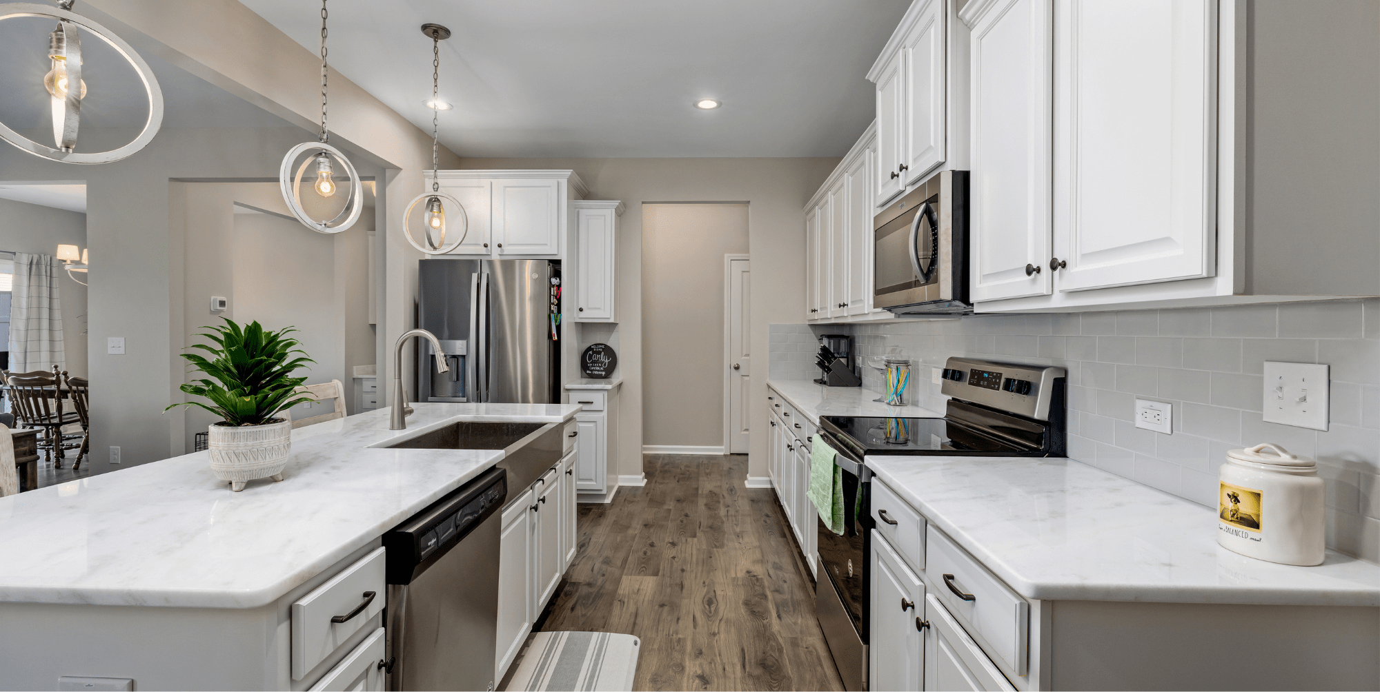 Aluminium Kitchen Cabinet Design Feature